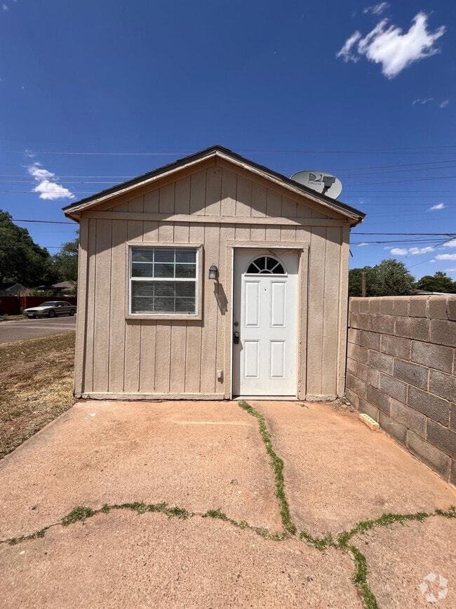 Building Photo - 3216 30th St Rental