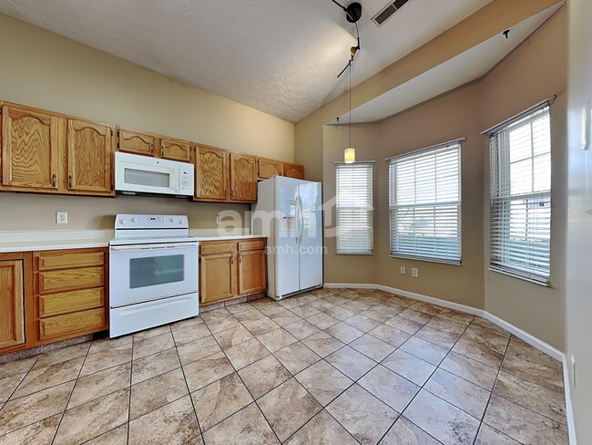 Photo - 1342 Shannon Ln