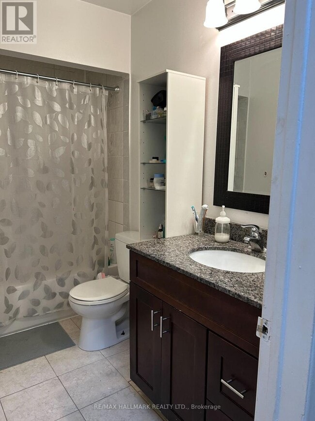 Photo - 2844 Danforth Ave