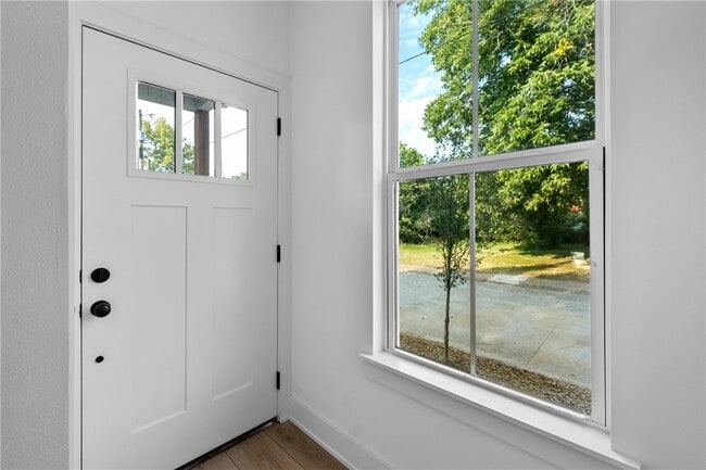 Photo - 588 N Willow Ave