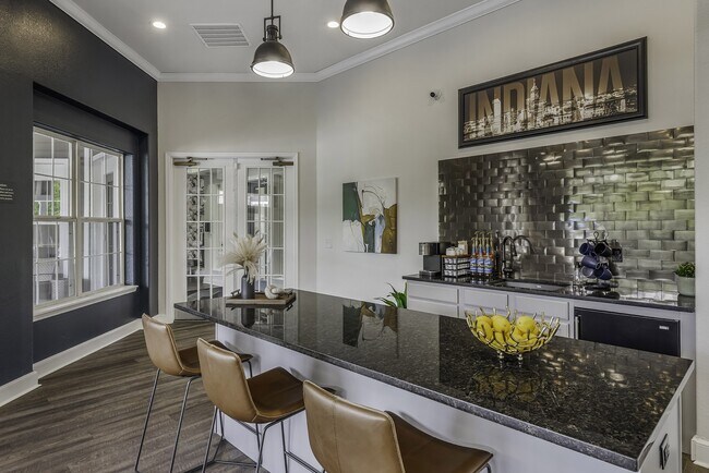 Photo - Lantern Woods Apartments