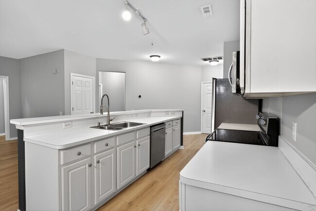 Photo - 3208 Margellina Drive