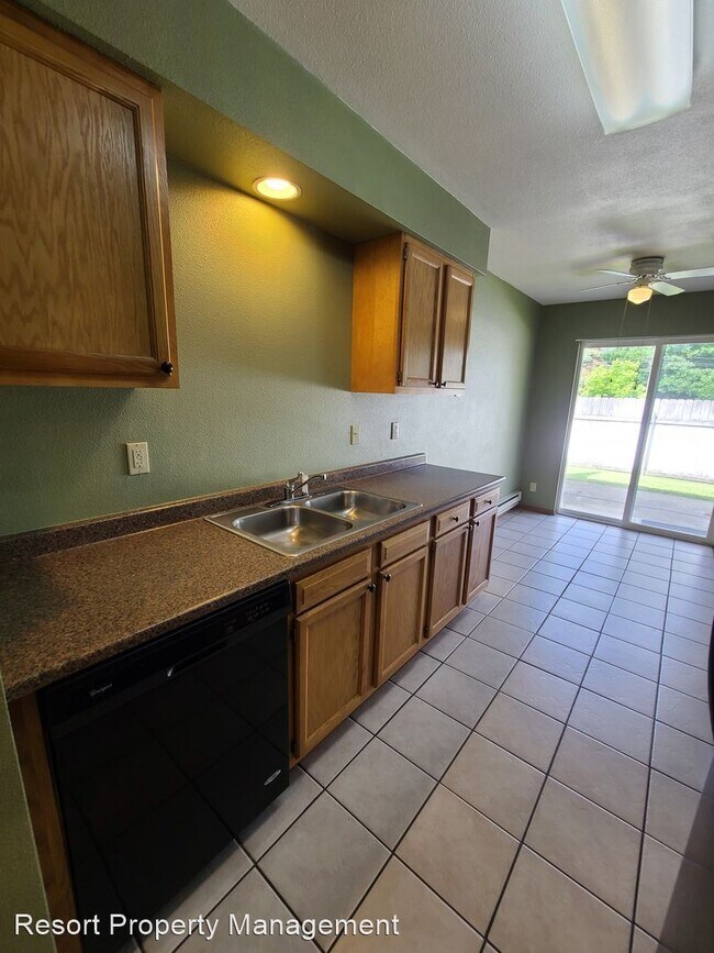 Photo - 2 br, 1 bath House - 3552 N 15th St