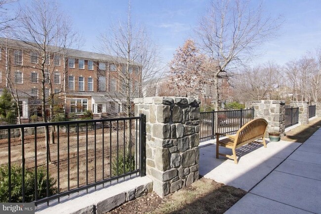 Building Photo - 4495 Beacon Grove Cir