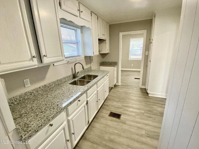 Photo - 4121 California Ave