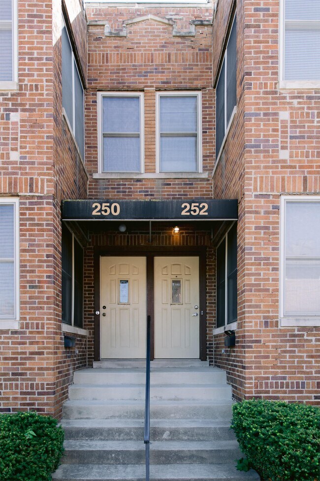 252 S Washington Ave