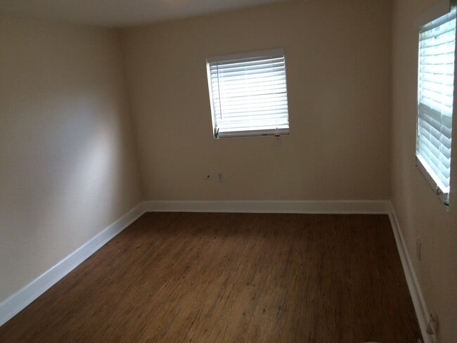Photo - Large 4 bedroom Near UT and Downtown