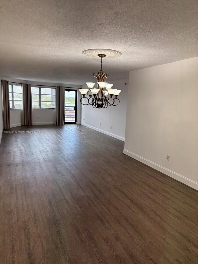 Photo - 20840 San Simeon Way Unit 709