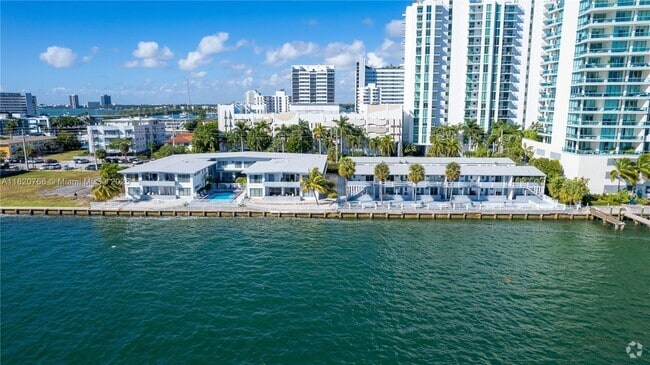 Building Photo - 7931 East Dr Unit 201 Rental