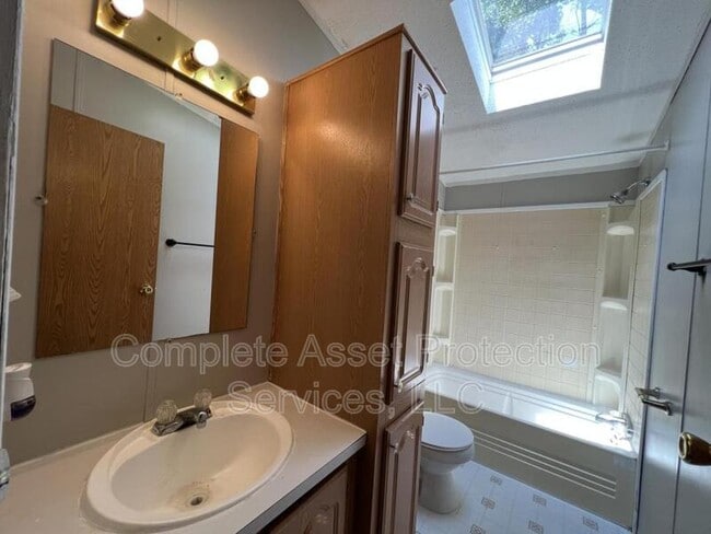 Photo - 2704 Springland Ave