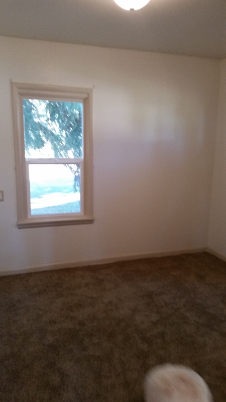 Photo - 423 3rd St W