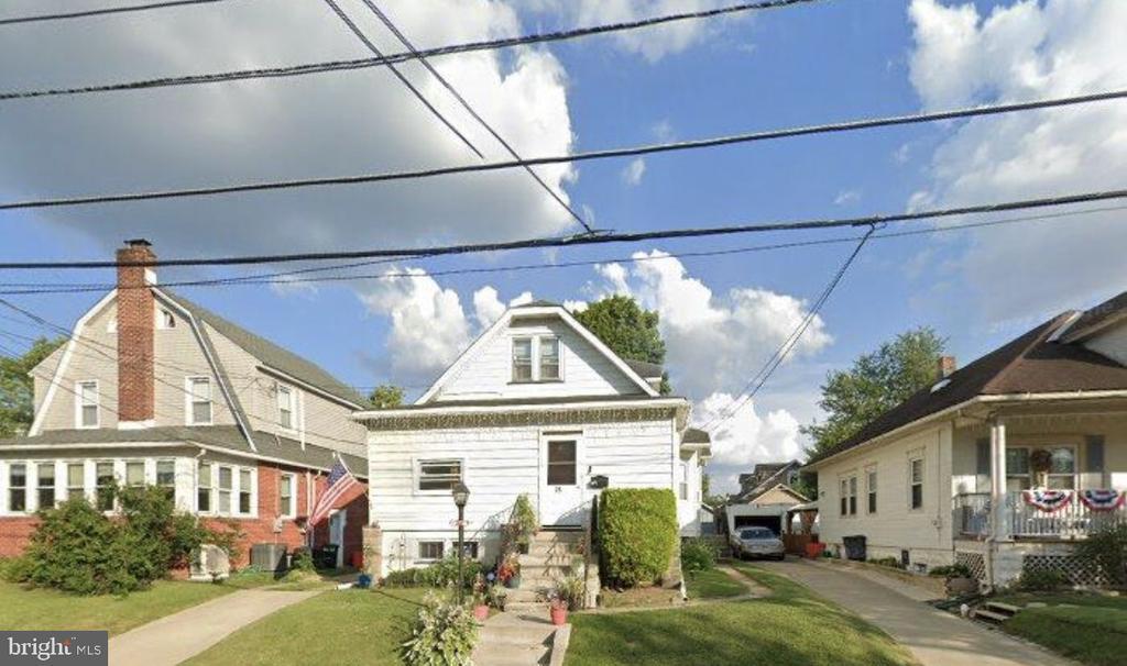 Photo - 26 E Collingswood Ave