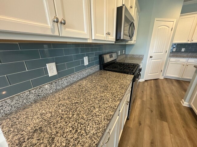 Photo - 78 Violetear Rdg