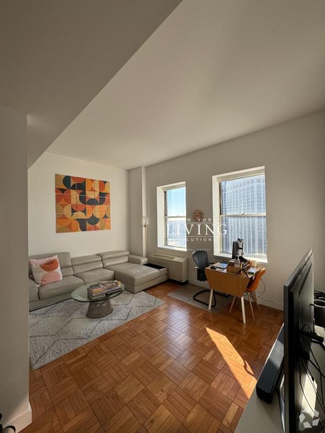 Building Photo - 1 bedroom in New York NY 10005 Unit 4203 Rental