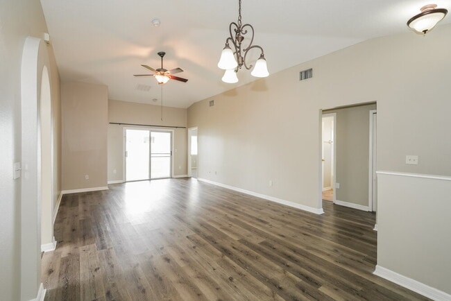 Photo - 30932 Midtown Ct