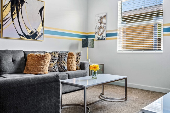 Photo - 969 Leader St Unidad ID1018221P