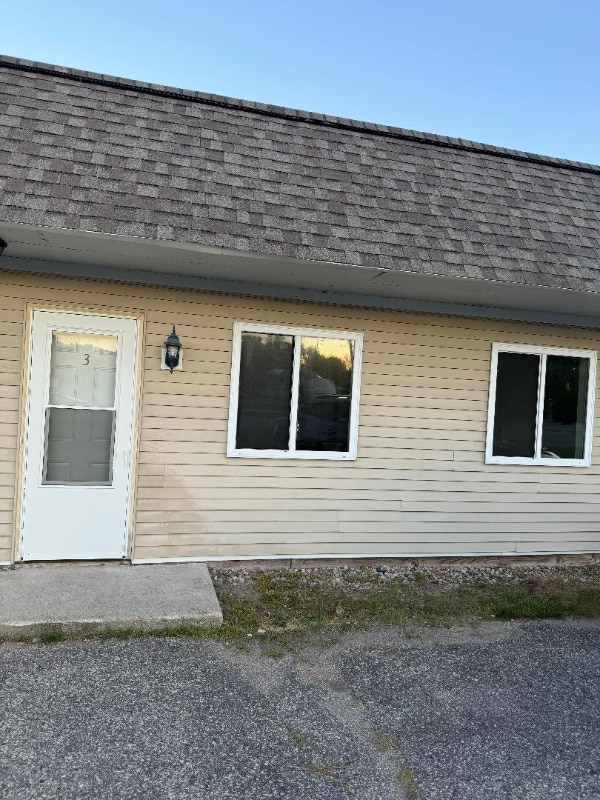 Building Photo - 3850 N Shore Dr Rental