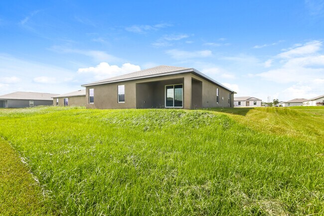 Photo - 189 Blackstone Dr
