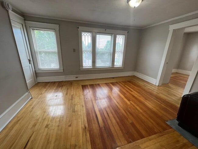 Photo - 109 W Rosedale Ave Unit 3