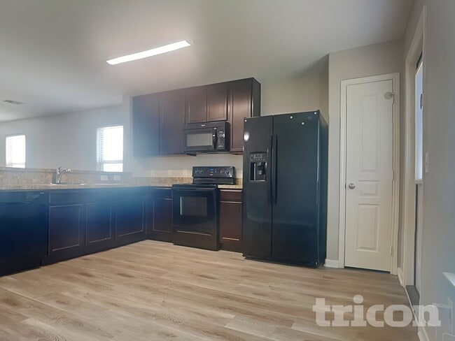 Photo - 9910 Waldens Pond Court