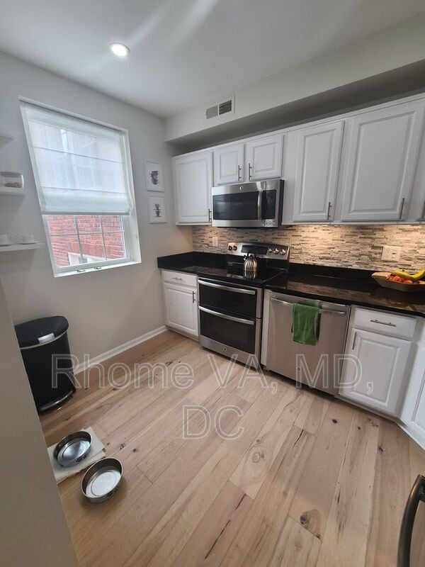 Photo - 1909 Key Blvd Unit #552