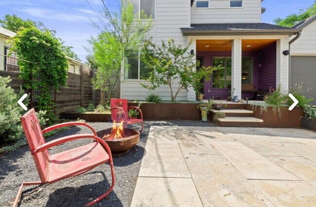 Photo - 2413 E 9th St