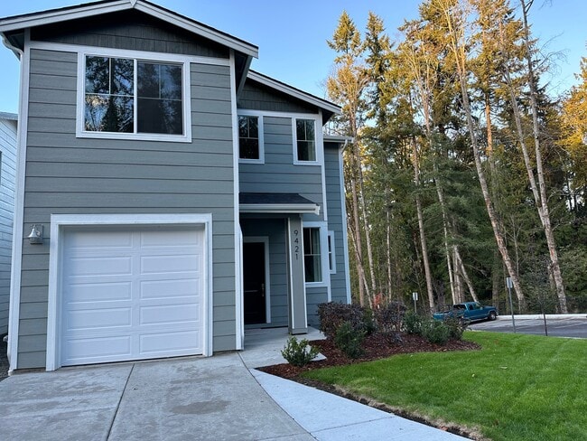 Photo - 9421 Fairhaven Cir NE