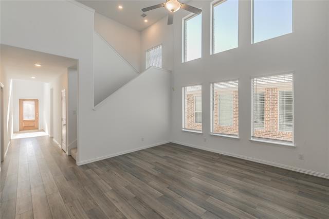 Photo - 1275 W Yarrow Ave
