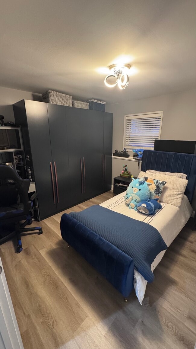 Photo - 871 Norman St