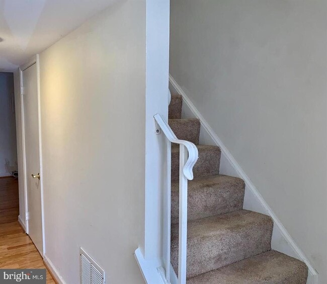 Building Photo - 6584 Yadkin Ct Rental