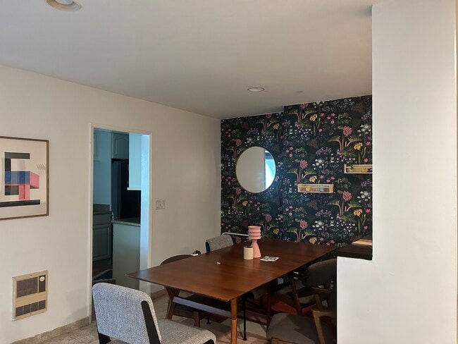 Open Furnished Dining Room Seats 6 - 5651 Sumner Way Unit 209