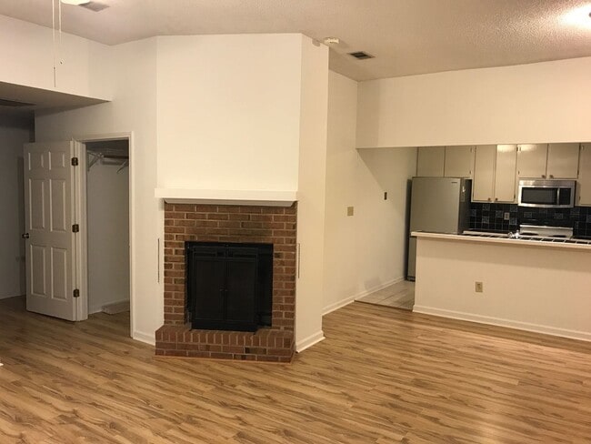 Photo - Three Bedroom Near Vet School!