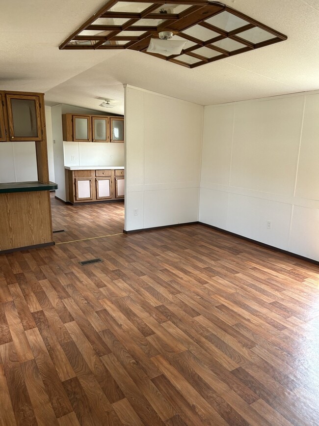 Building Photo - 71 Gibson Cir