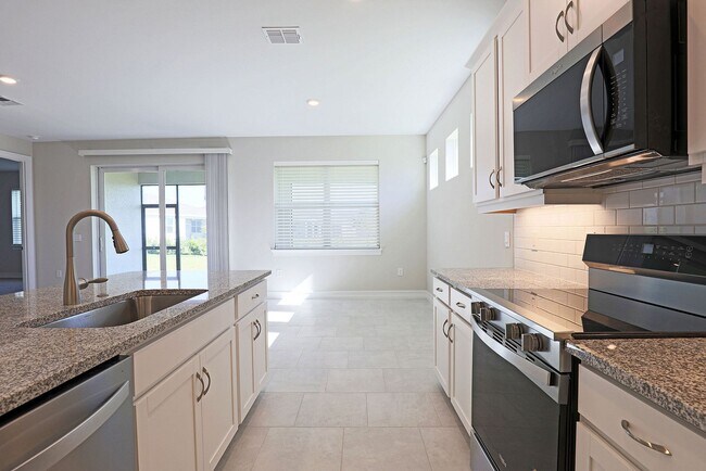 Photo - AVAILABLE NOW BRAND NEW!!