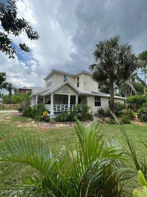 Photo - 2579 Second St