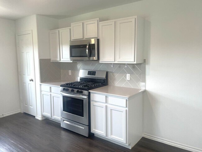 Photo - 18788 Faustina Way