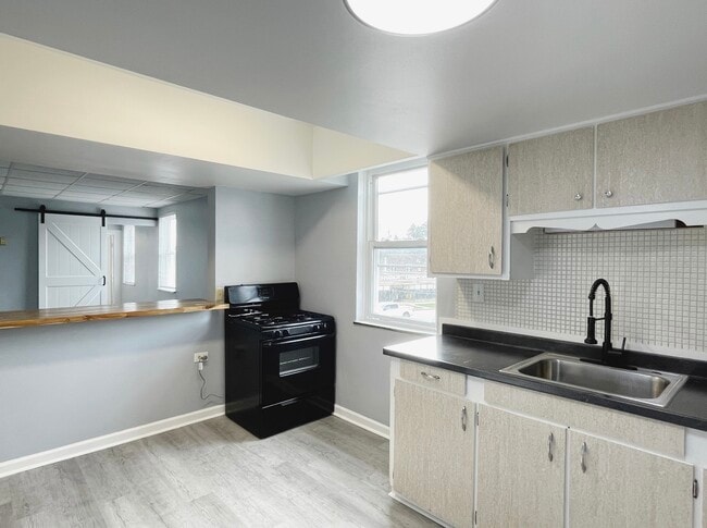 Photo - 4694 State Rd Unidad 4