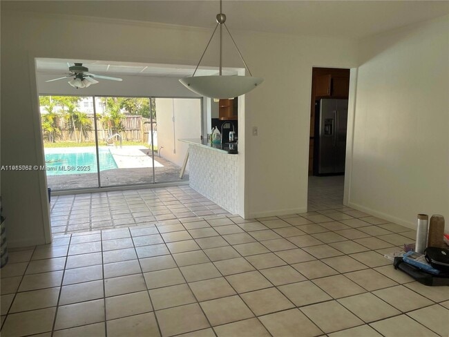 Photo - 4315 Harrison St