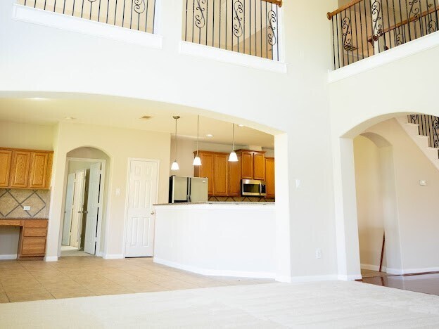 Photo - 10007 Shire Green Ln