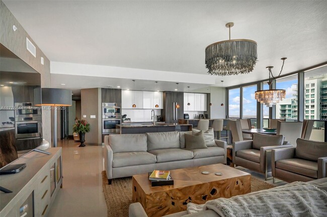 Photo - 488 NE 18th St Condo Unit 4315