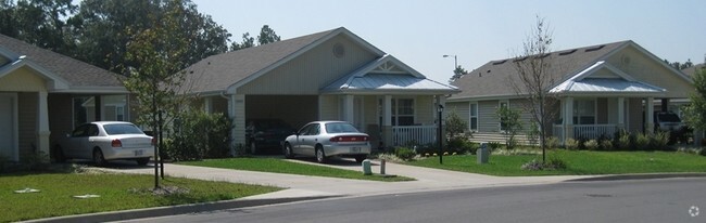 Building Photo - Pebble Hill Estates Rental