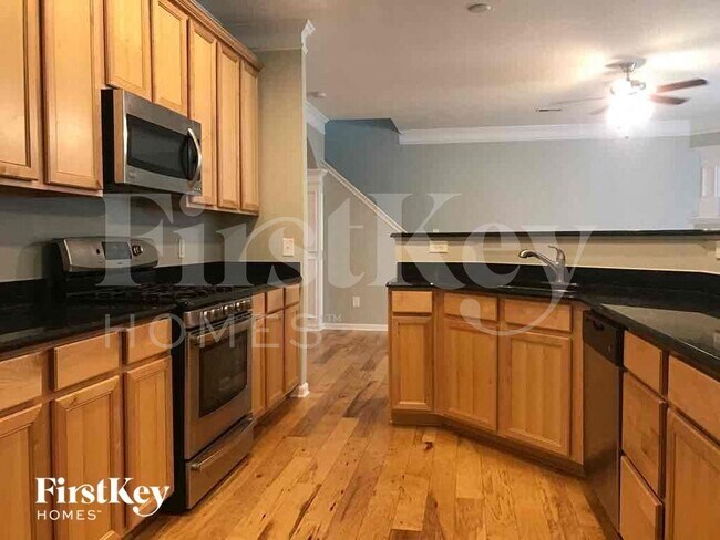 Photo - 1428 Paulonia Way