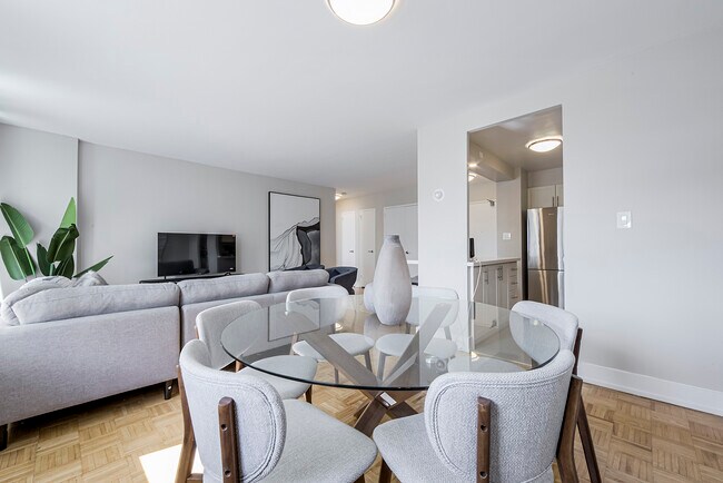 Photo - Parkway Forest Towers