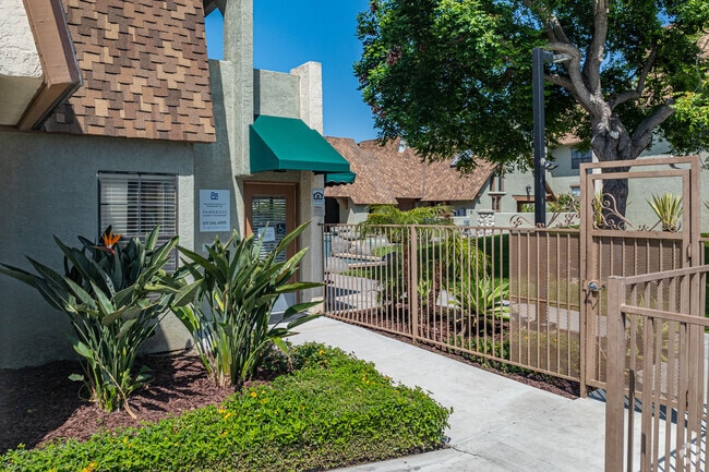 Arrendamiento - Alva Gardens