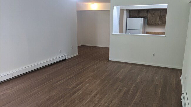 Photo - 1465 E Putnam Ave Unidad 509