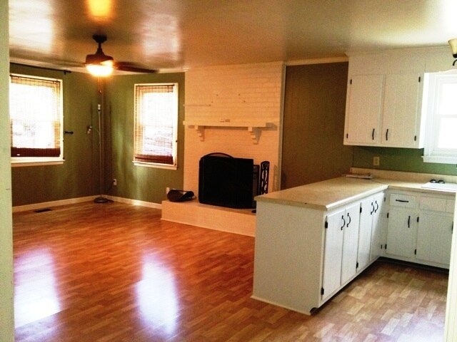 Photo - 4 BR / 2 BA Cute Cape Cod In Chester, Avai...