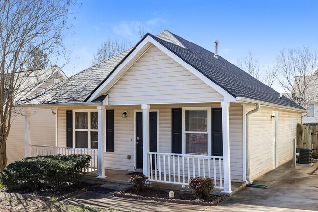 Photo - 313 Tramore Pass