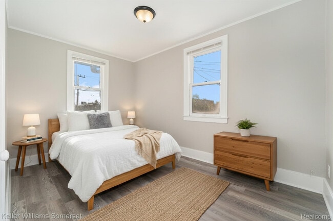 Photo - 3759 Atkinson St