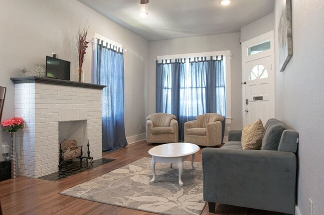 Photo - 1911 34th St