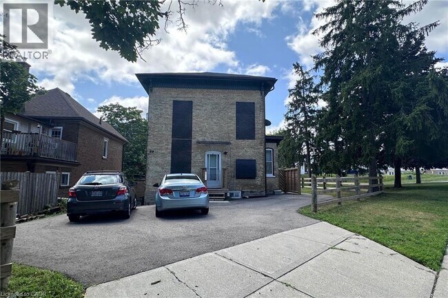 Photo - 10 Shanley St Unit A (Lower)